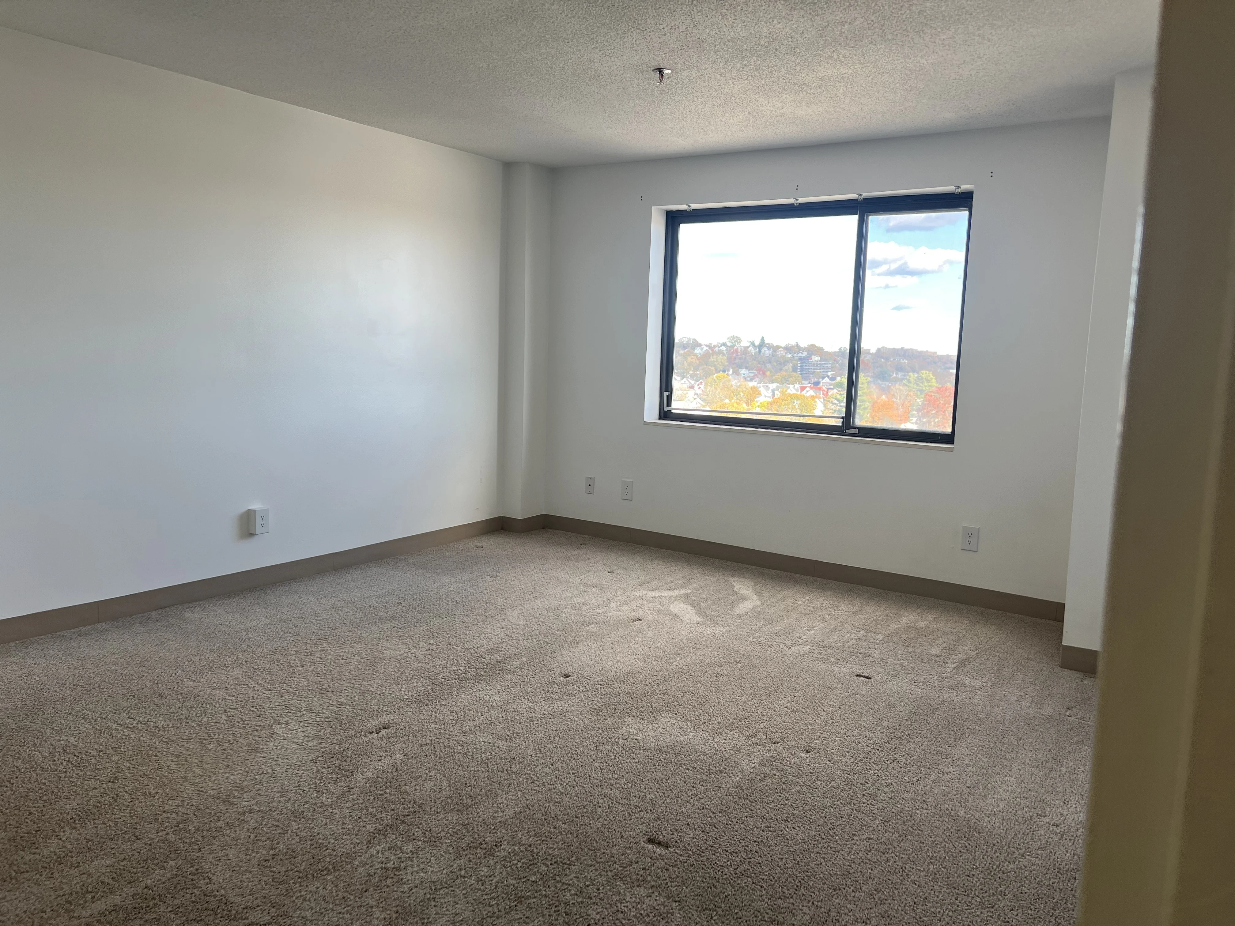 2 bed, 2 bath apartment for rent at 520 Main St Unit 1108, Malden — photo 9 of 15