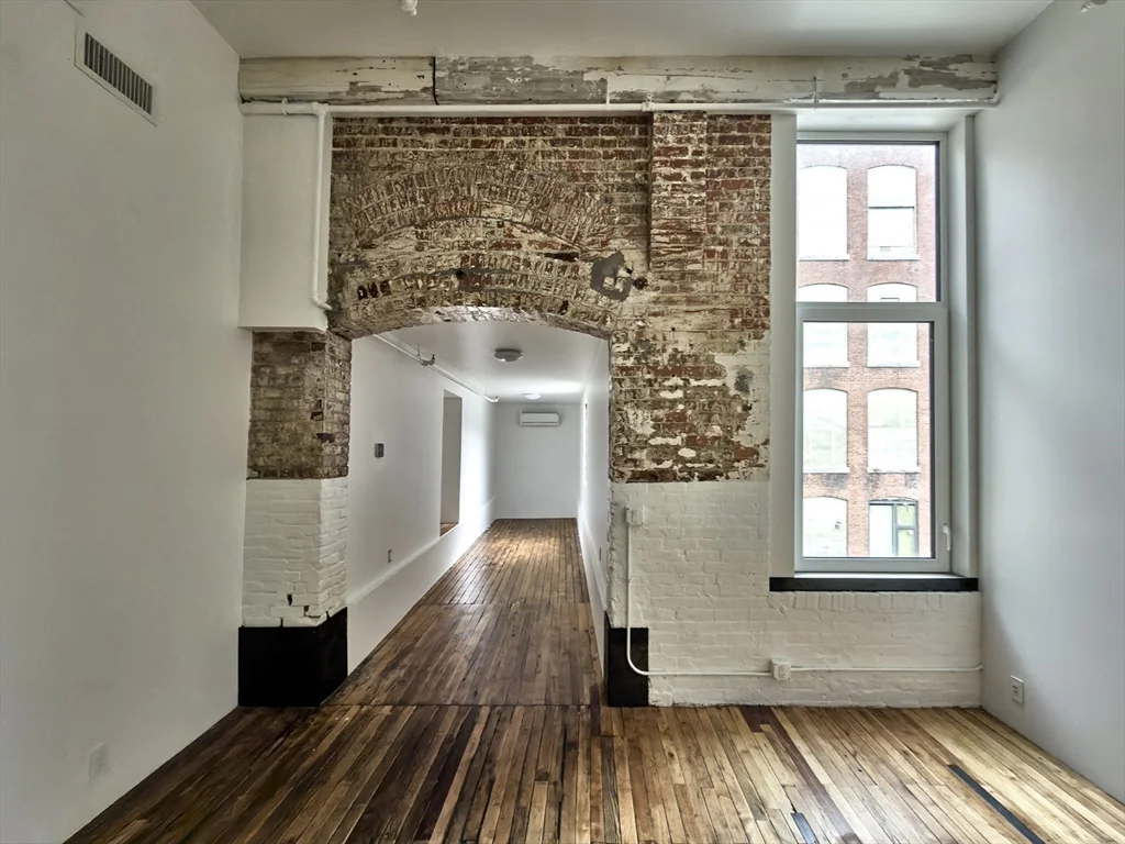 1 bed, 1 bath apartment for rent at 520 State Rd Unit 207, North Adams — photo 10 of 13