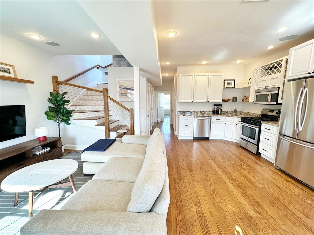 2 bed, 1 bath apartment for rent at 520 Sumner St Unit 3, East Boston — photo 4 of 19