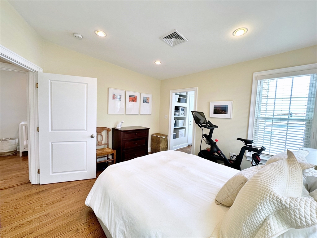 2 bed, 1 bath apartment for rent at 520 Sumner St Unit 3, East Boston — photo 12 of 19
