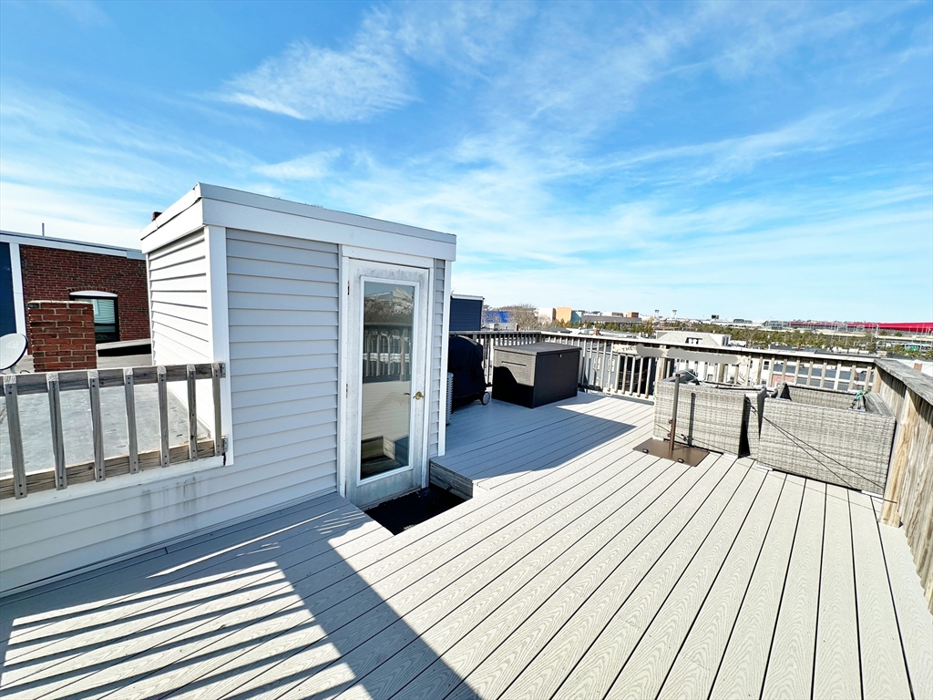 2 bed, 1 bath apartment for rent at 520 Sumner St Unit 3, East Boston — photo 18 of 19