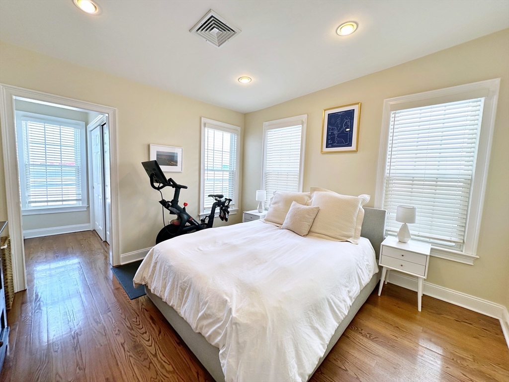 2 bed, 1 bath apartment for rent at 520 Sumner St Unit 3, East Boston — photo 11 of 19