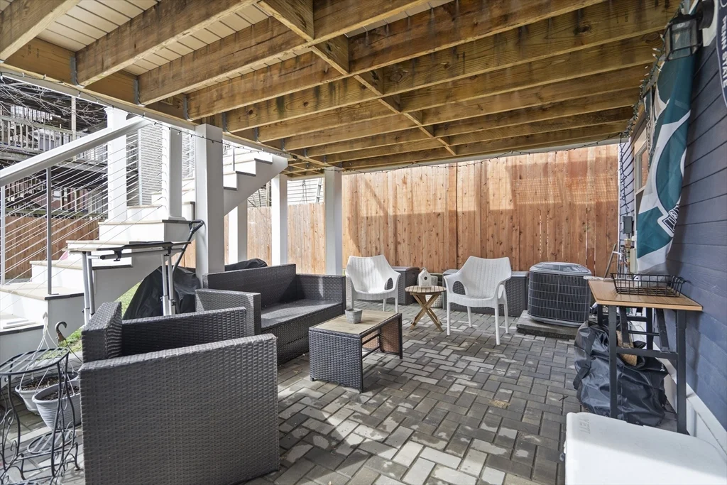2 bed, 1 bath apartment for rent at 521 E 5th St Unit 1, South Boston — photo 11 of 12