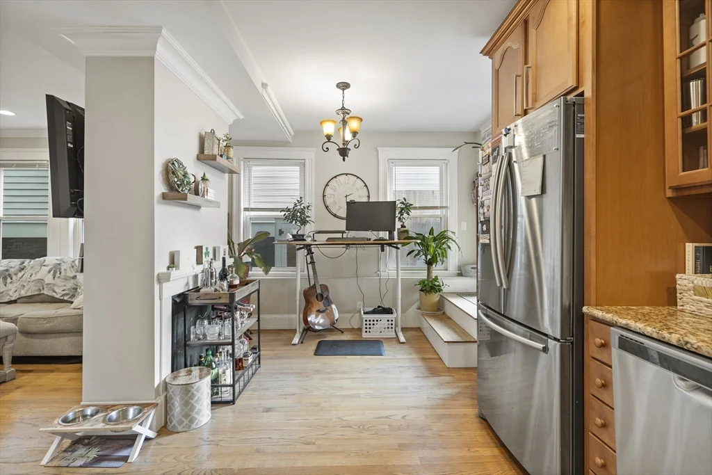 2 bed, 1 bath apartment for rent at 521 E 5th St Unit 1, South Boston — photo 4 of 12
