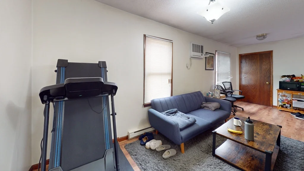 2 bed, 1 bath apartment for rent at 521 Green St Unit C, Cambridge — photo 5 of 8
