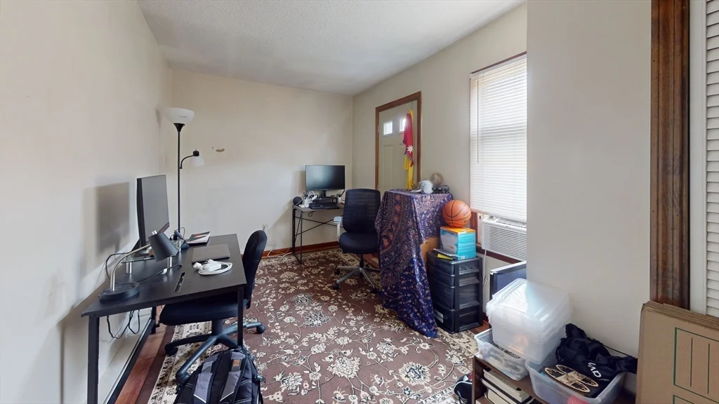 2 bed, 1 bath apartment for rent at 521 Green St Unit C, Cambridge — photo 4 of 8