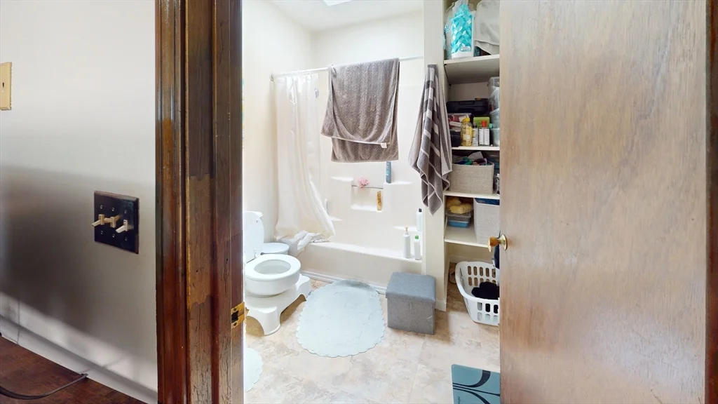 2 bed, 1 bath apartment for rent at 521 Green St Unit C, Cambridge — photo 8 of 8
