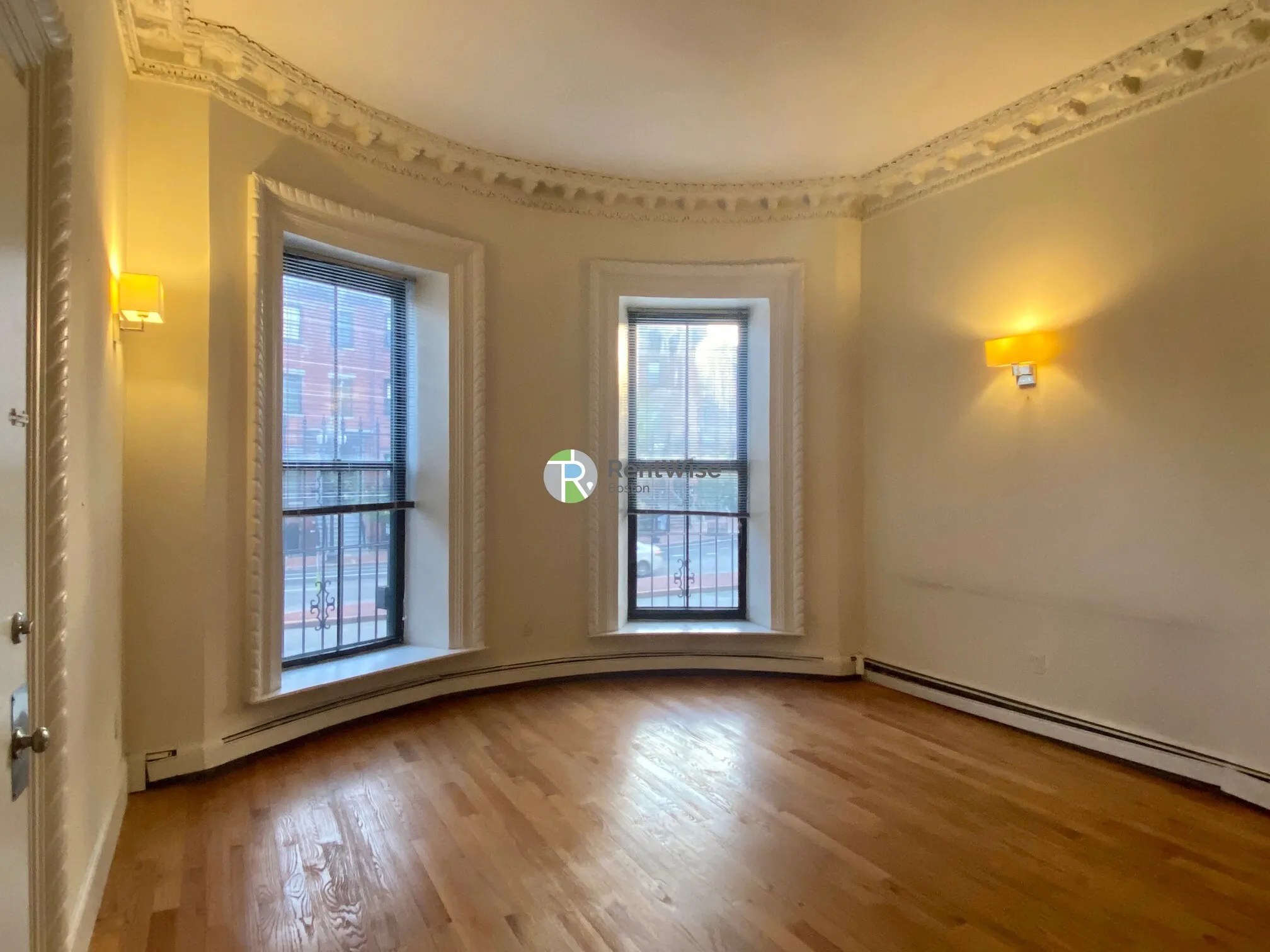 2 bed, 1 bath apartment for rent at 521 Massachusetts Ave Unit 2, Roxbury — photo 2 of 16