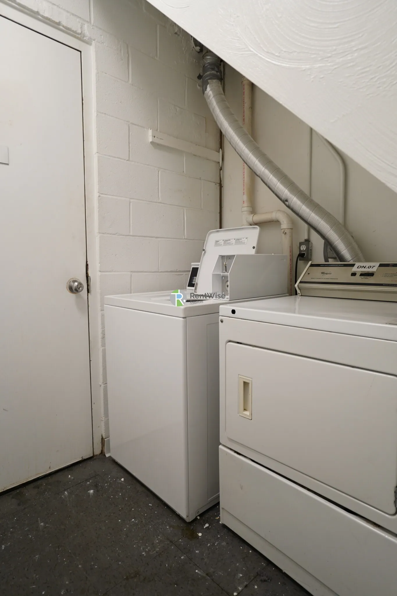2 bed, 1 bath apartment for rent at 521 Massachusetts Ave Unit 2, Roxbury — photo 16 of 16