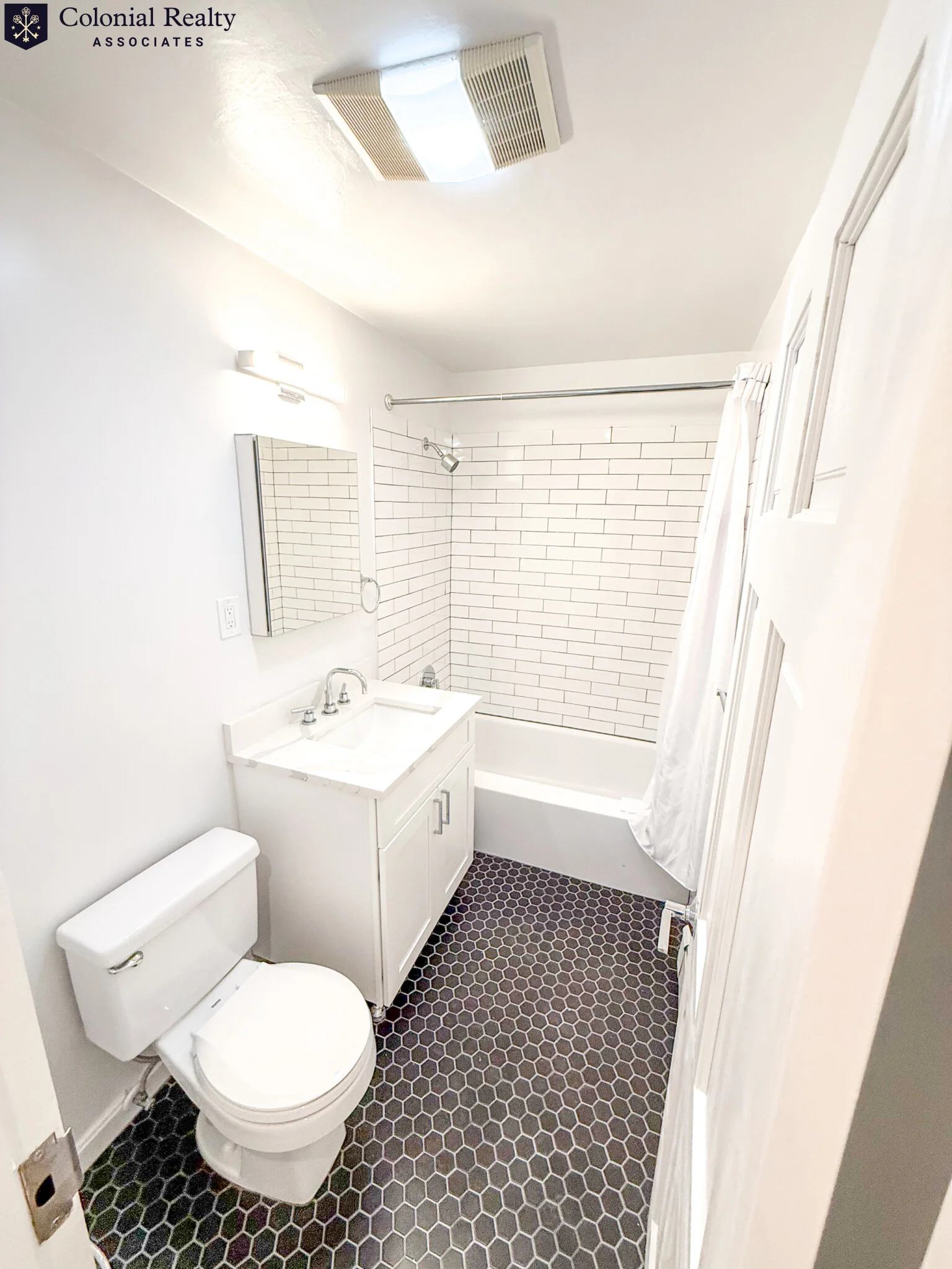 3 bed, 1 bath apartment for rent at 521 Massachusetts Ave Unit 25, Roxbury — photo 17 of 44