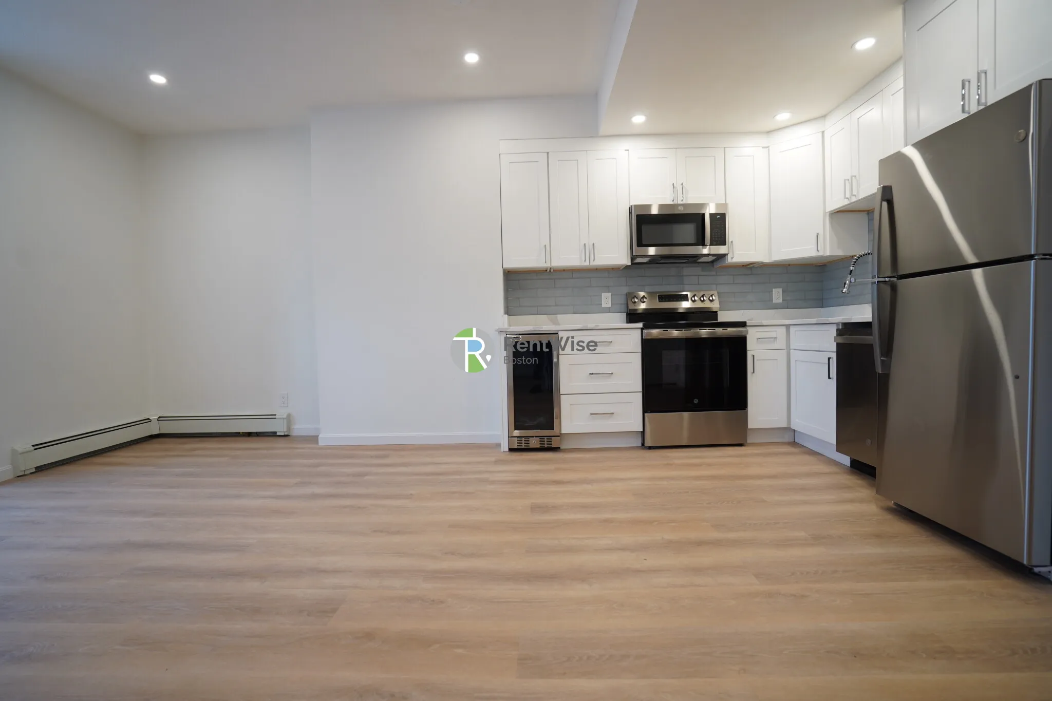 3 bed, 1 bath apartment for rent at 521 Massachusetts Ave Unit 5215, Roxbury — photo 7 of 21