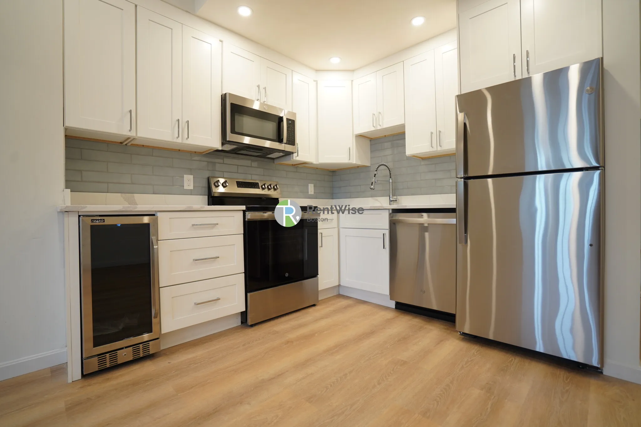 3 bed, 1 bath apartment for rent at 521 Massachusetts Ave Unit 5215, Roxbury — photo 8 of 21