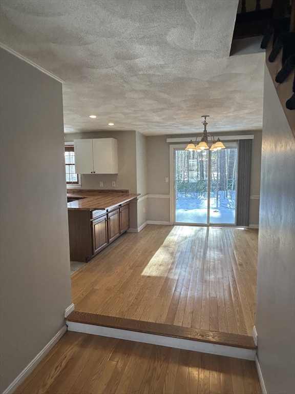2 bed, 1 bath apartment for rent at 521 Wellman Ave Unit 521, Chelmsford — photo 5 of 11
