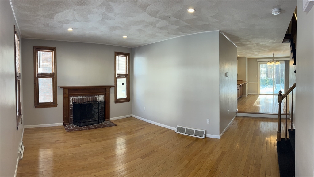 2 bed, 1 bath apartment for rent at 521 Wellman Ave Unit 521, Chelmsford — photo 4 of 11