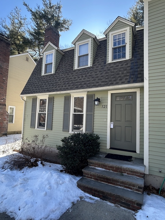 2 bed, 1 bath apartment for rent at 521 Wellman Ave Unit 521, Chelmsford — photo 2 of 11