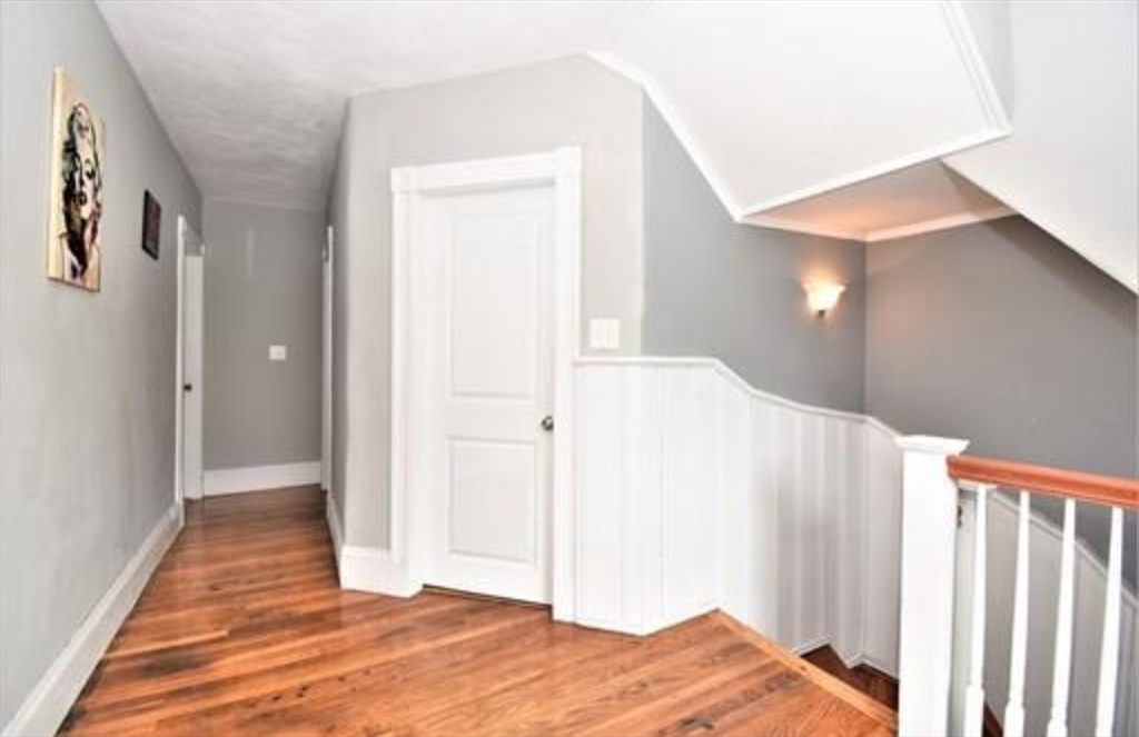 3 bed, 2 bath apartment for rent at 522 Broadway Unit House, Linden — photo 5 of 8
