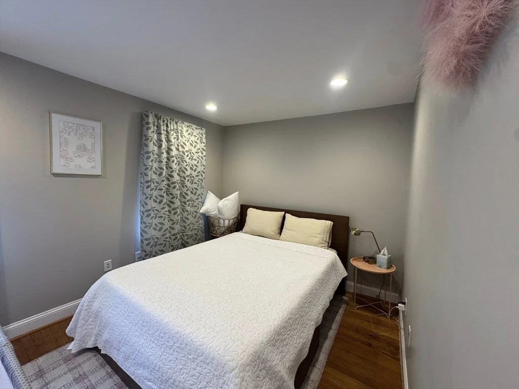 1 bed, 1 bath apartment for rent at 522 E Third St Unit 2, South Boston — photo 3 of 4
