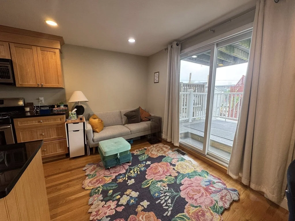 1 bed, 1 bath apartment for rent at 522 E Third St Unit 2, South Boston — photo 2 of 4