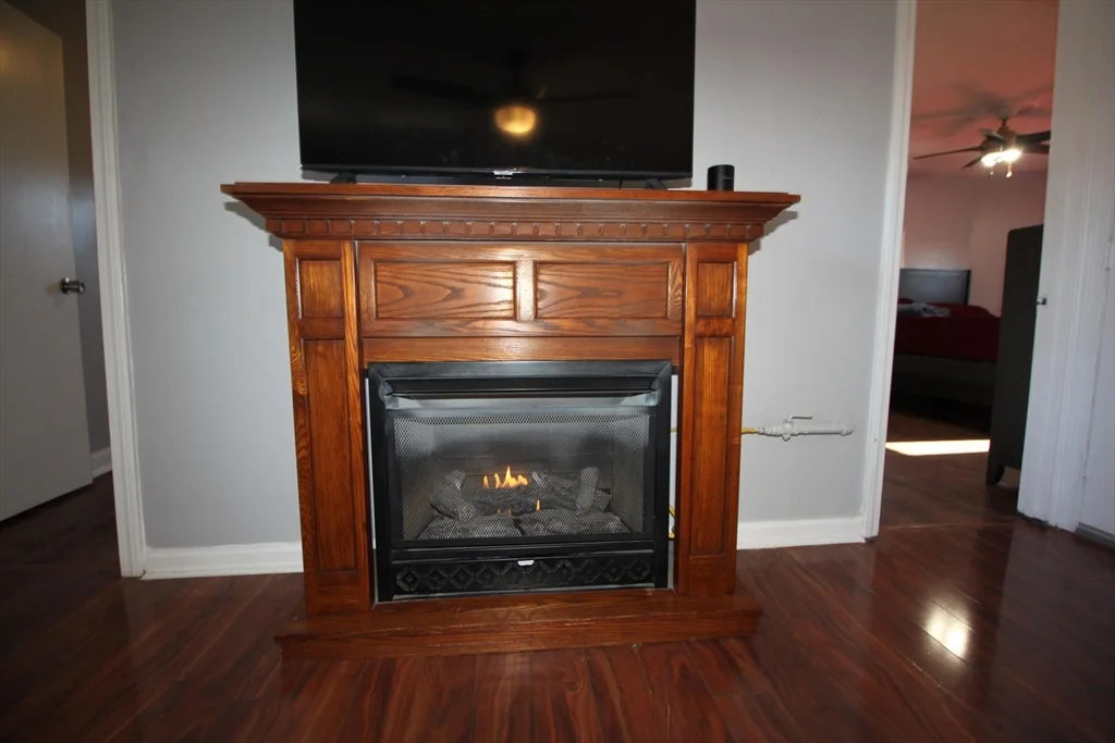 3 bed, 1 bath apartment for rent at 522 Slade T Unit 2, Fall River — photo 5 of 18
