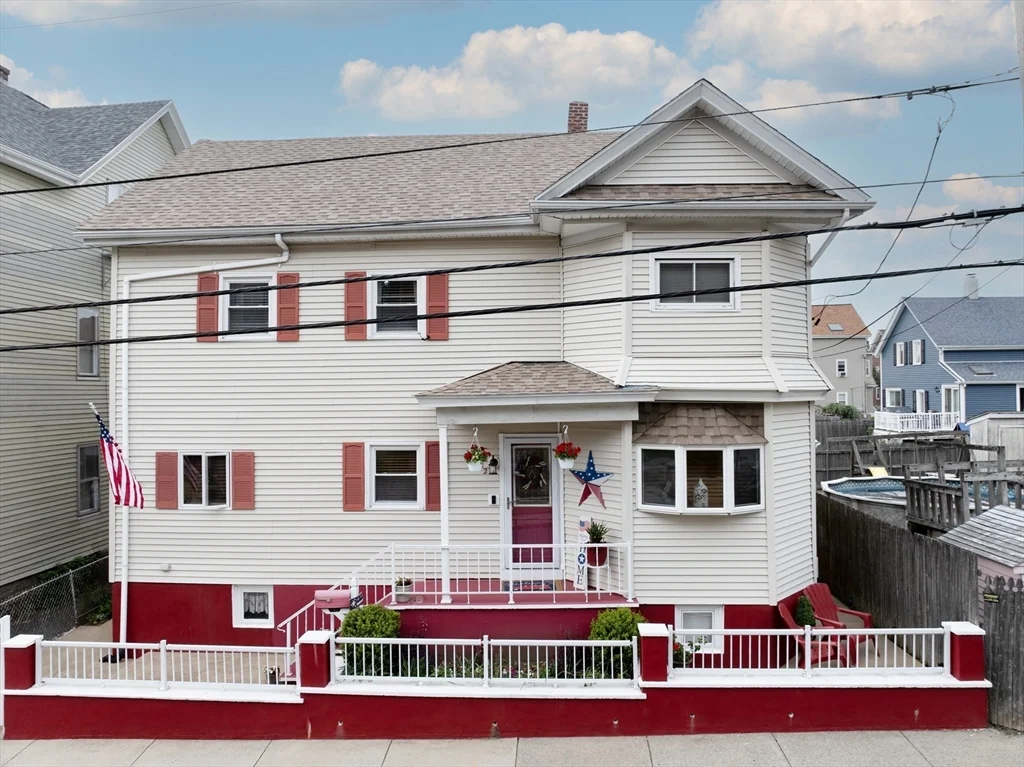 3 bed, 1 bath apartment for rent at 522 Slade T Unit 2, Fall River — photo 1 of 18