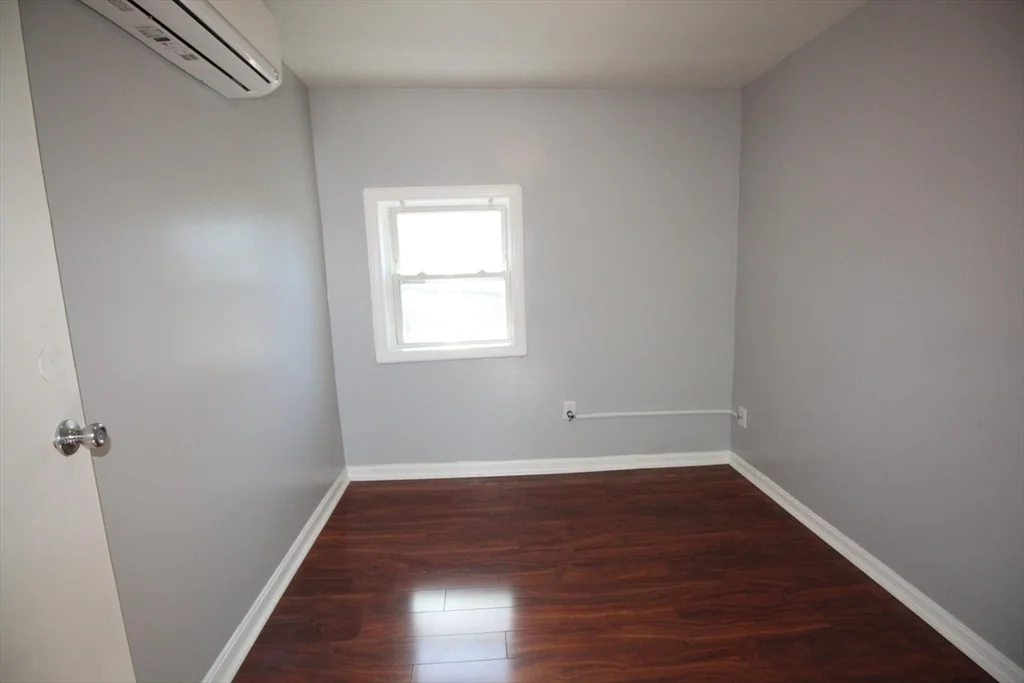 3 bed, 1 bath apartment for rent at 522 Slade T Unit 2, Fall River — photo 14 of 18