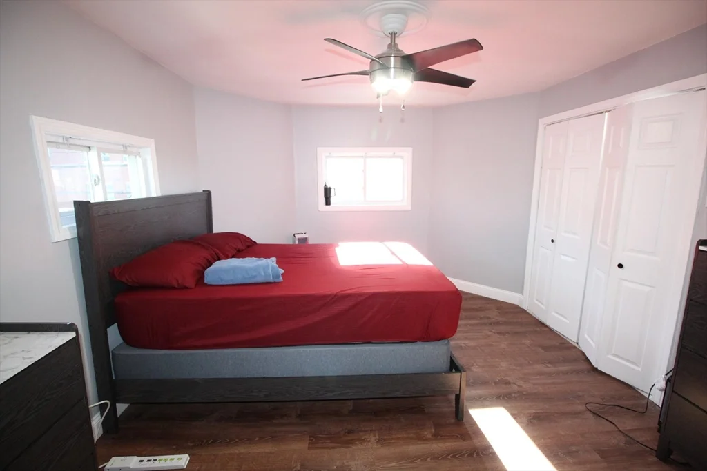 3 bed, 1 bath apartment for rent at 522 Slade T Unit 2, Fall River — photo 10 of 18