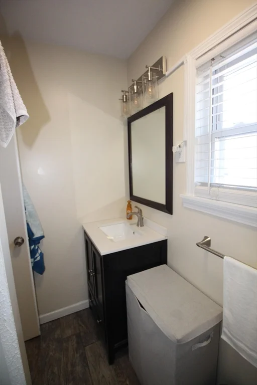 3 bed, 1 bath apartment for rent at 522 Slade T Unit 2, Fall River — photo 15 of 18