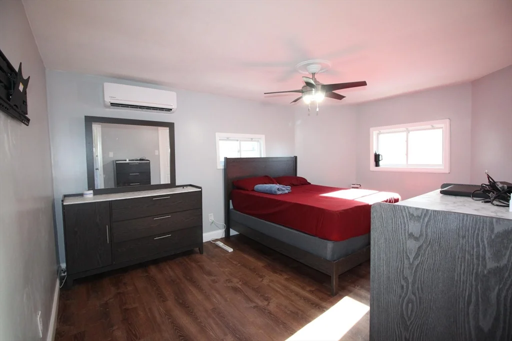 3 bed, 1 bath apartment for rent at 522 Slade T Unit 2, Fall River — photo 9 of 18