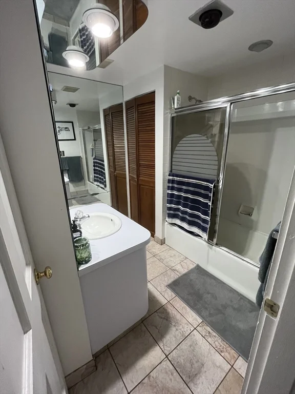 1 bed, 1 bath apartment for rent at 523 Columbus Ave Unit G, South End — photo 8 of 11