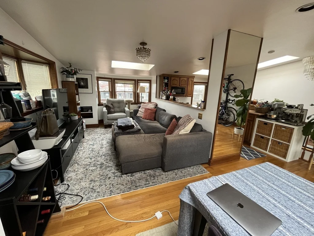1 bed, 1 bath apartment for rent at 523 Columbus Ave Unit G, South End — photo 6 of 11