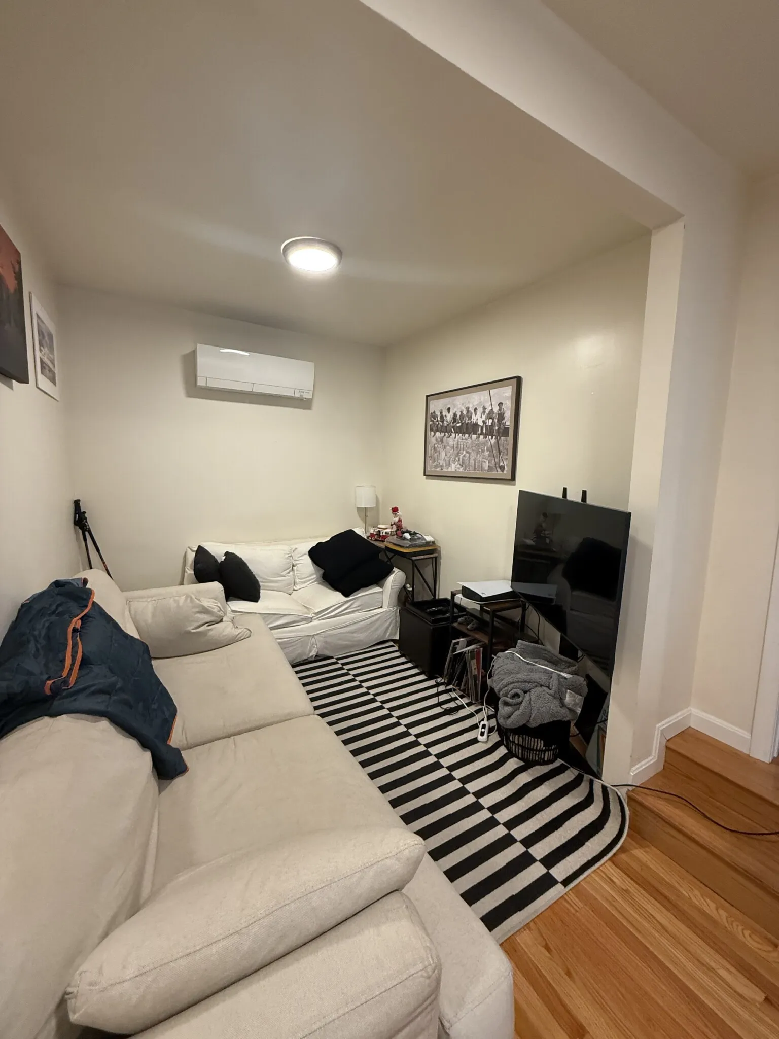 2 bed, 1 bath apartment for rent at 523 3rd St Unit 2f, South Boston — photo 2 of 15