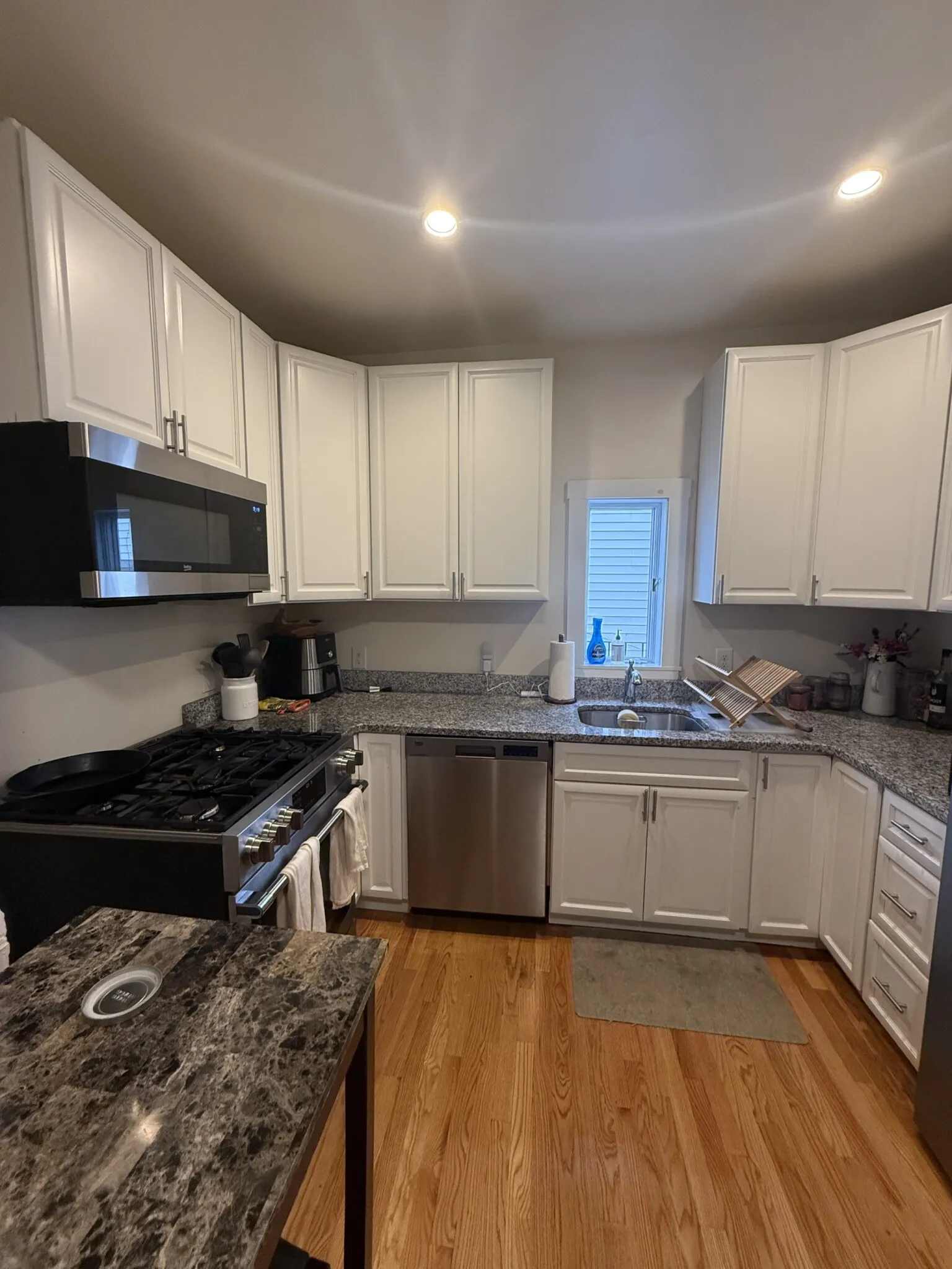 2 bed, 1 bath apartment for rent at 523 3rd St Unit 2f, South Boston — photo 8 of 15