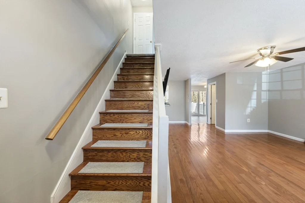 2 bed, 1 bath apartment for rent at 523 Washington St Unit C2, Pembroke — photo 4 of 33