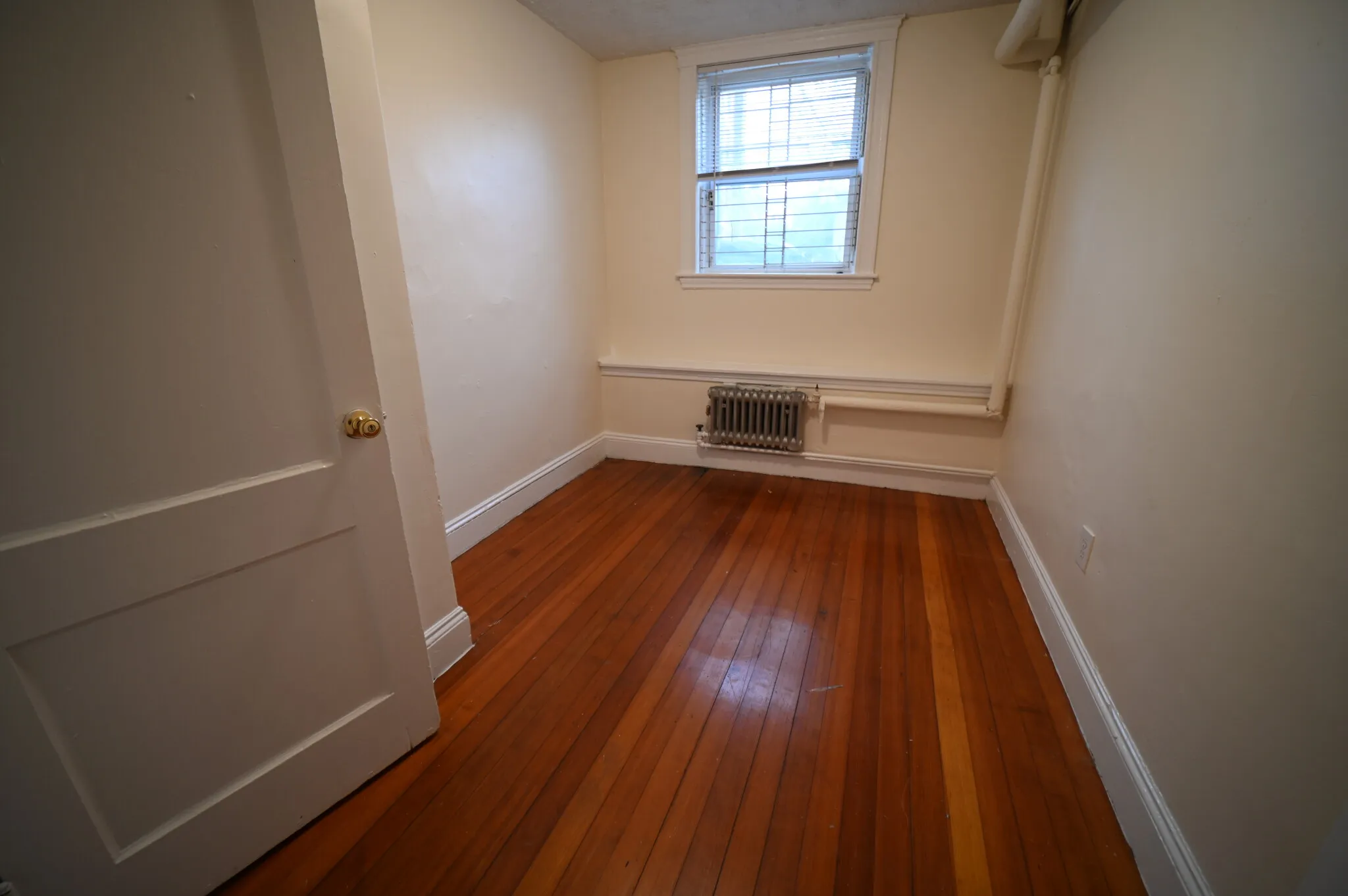 2 bed, 1 bath apartment for rent at 524 Cambridge St Unit 2, Allston — photo 4 of 8