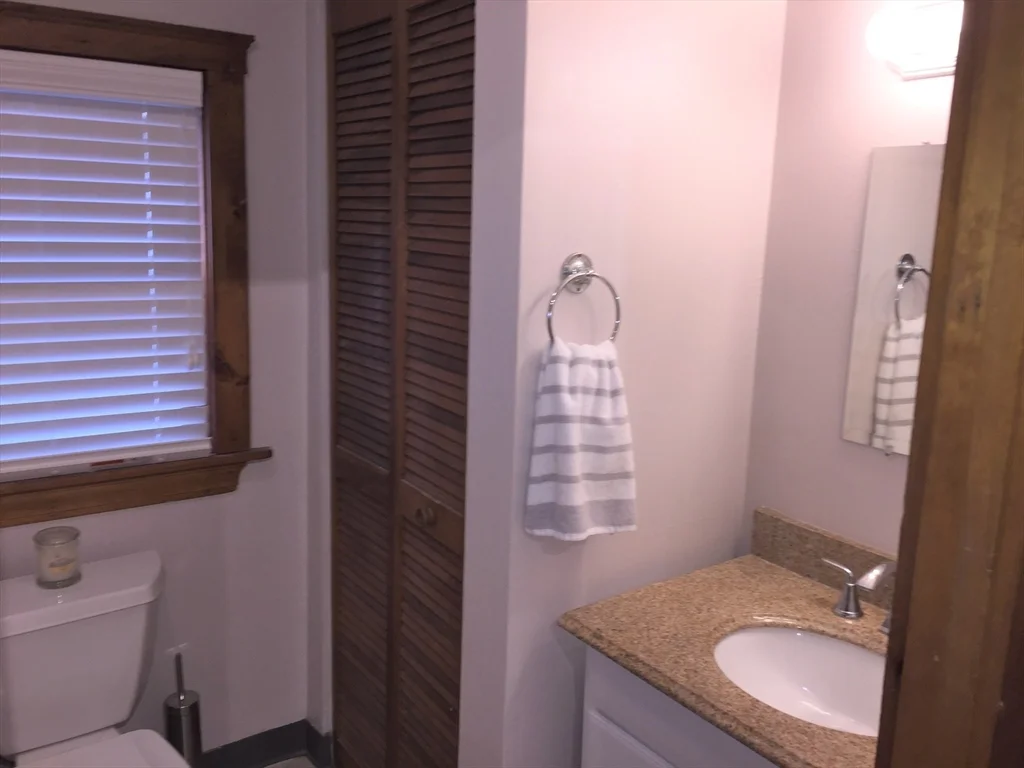 1 bed, 1 bath apartment for rent at 524 East 7th St Unit 1, South Boston — photo 11 of 22