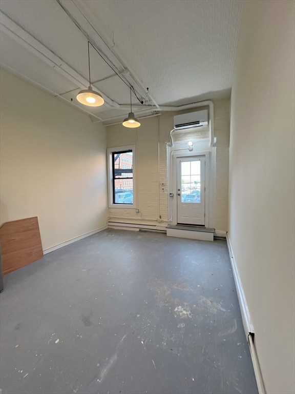 1 bed, 1 bath apartment for rent at 524 Harrison Unit 1B-R, South End — photo 3 of 10