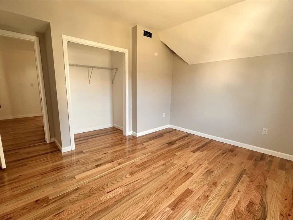3 bed, 2 bath apartment for rent at 524 Howard St Unit 2, Lawrence — photo 22 of 28