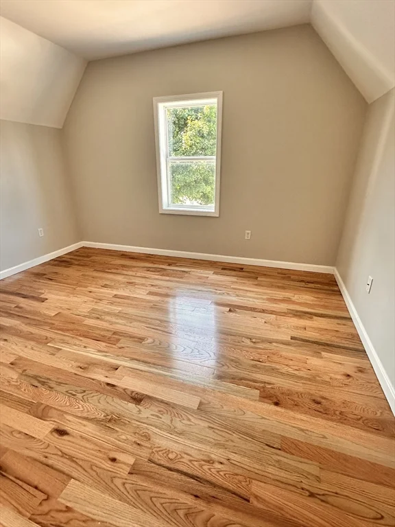 3 bed, 2 bath apartment for rent at 524 Howard St Unit 2, Lawrence — photo 21 of 28