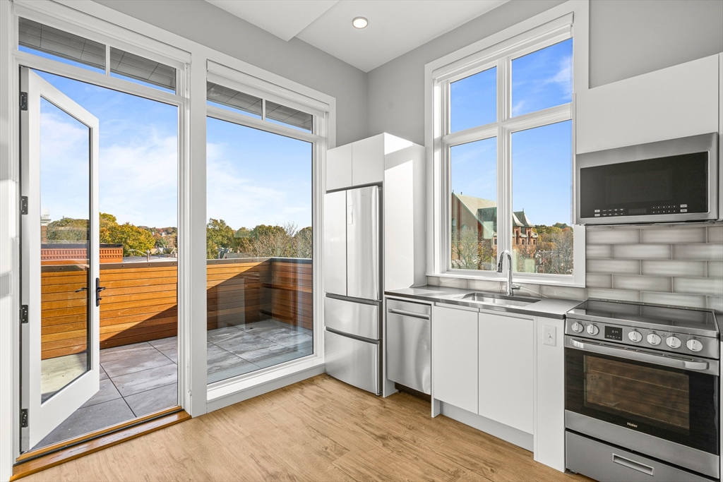 1 bed, 1 bath apartment for rent at 524 Main St Unit 10, Melrose — photo 11 of 21