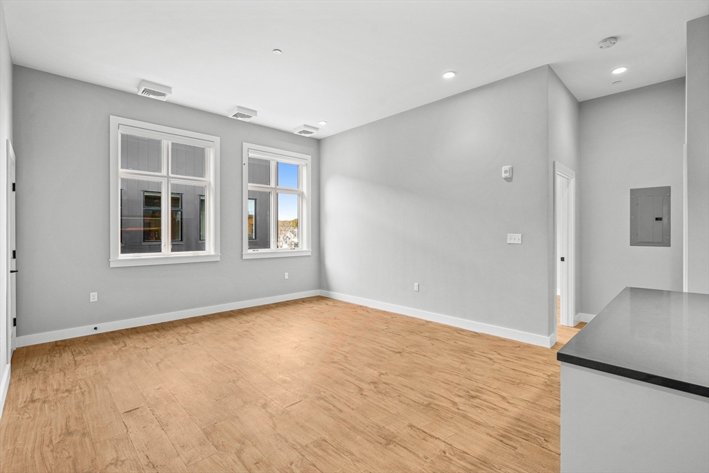 1 bed, 1 bath apartment for rent at 524 Main St Unit 8, Melrose — photo 11 of 18
