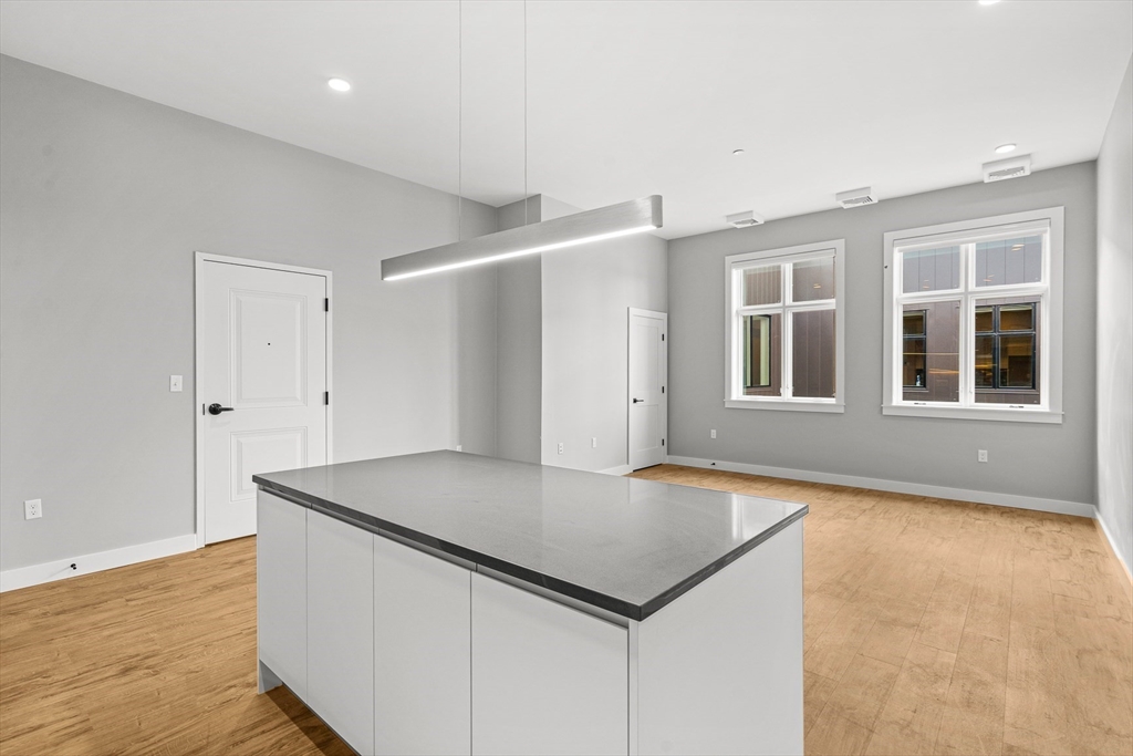 1 bed, 1 bath apartment for rent at 524 Main St Unit 8, Melrose — photo 10 of 18