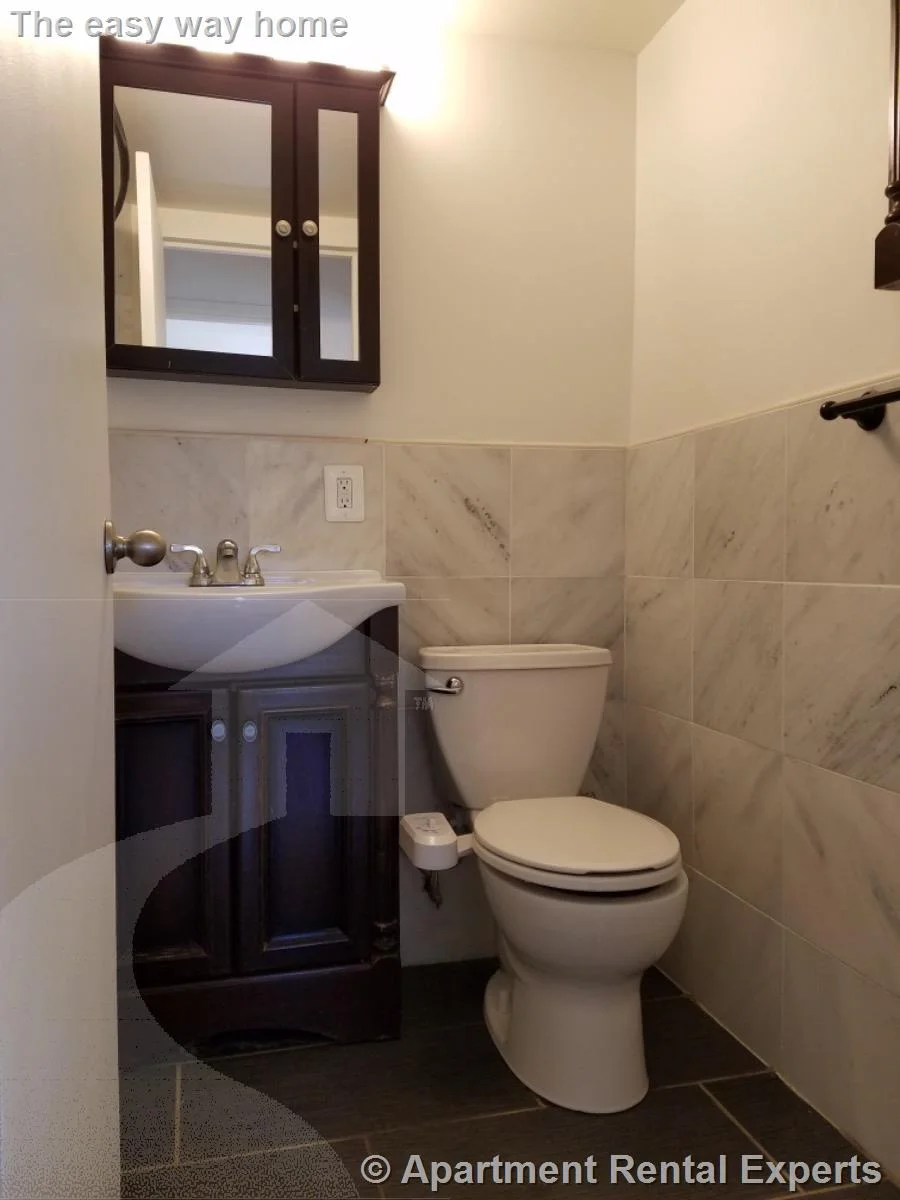 1 bed, 1 bath apartment for rent at 524 Putnam Ave Unit 15, Cambridgeport — photo 5 of 11