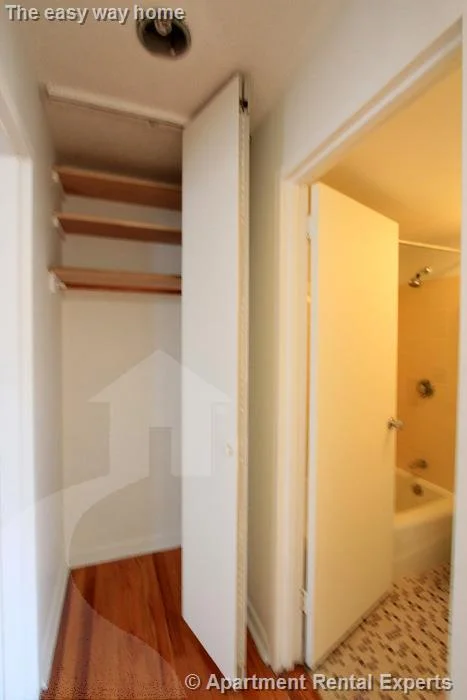 1 bed, 1 bath apartment for rent at 524 Putnam Ave Unit 6, Cambridgeport — photo 6 of 18