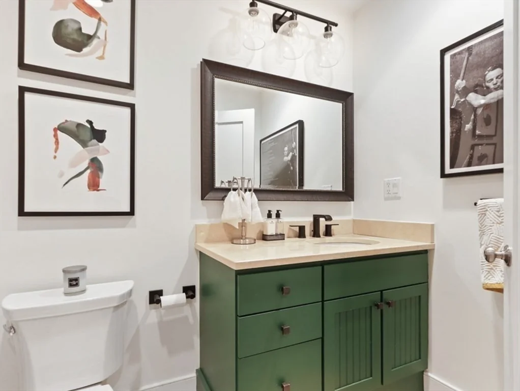 2 bed, 2 bath apartment for rent at 525 E 7th St Unit 5, South Boston — photo 16 of 24