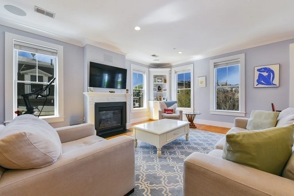 2 bed, 2 bath apartment for rent at 525 E 7th Unit 6, South Boston