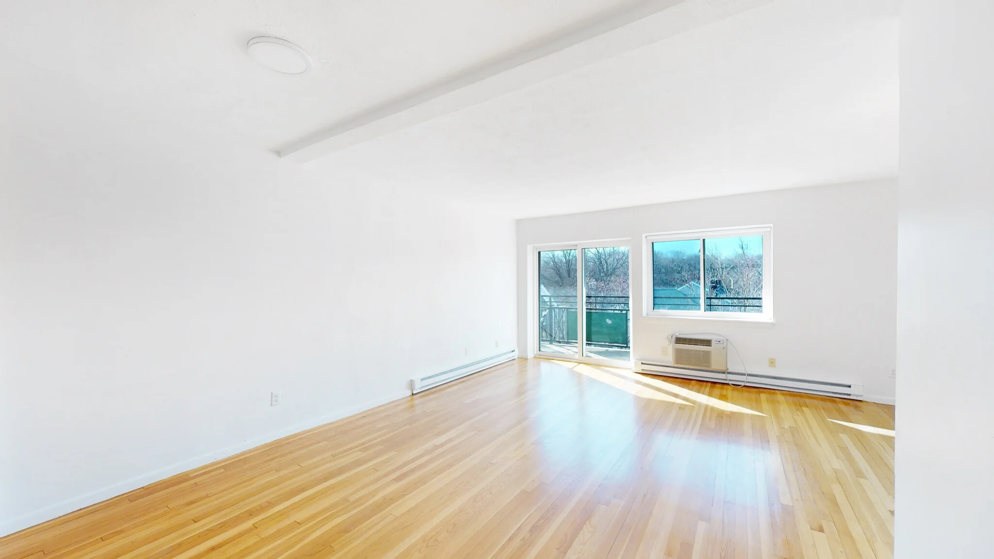 1 bed, 1 bath apartment for rent at 525 Highland Ave Unit 2, Malden — photo 1 of 14