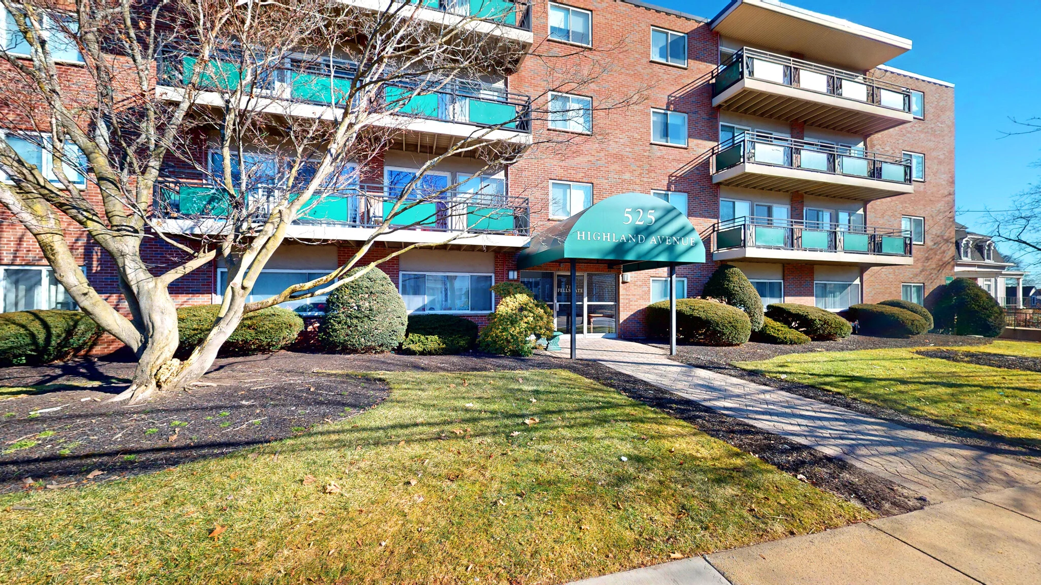 1 bed, 1 bath apartment for rent at 525 Highland Ave Unit 2, Malden — photo 11 of 14