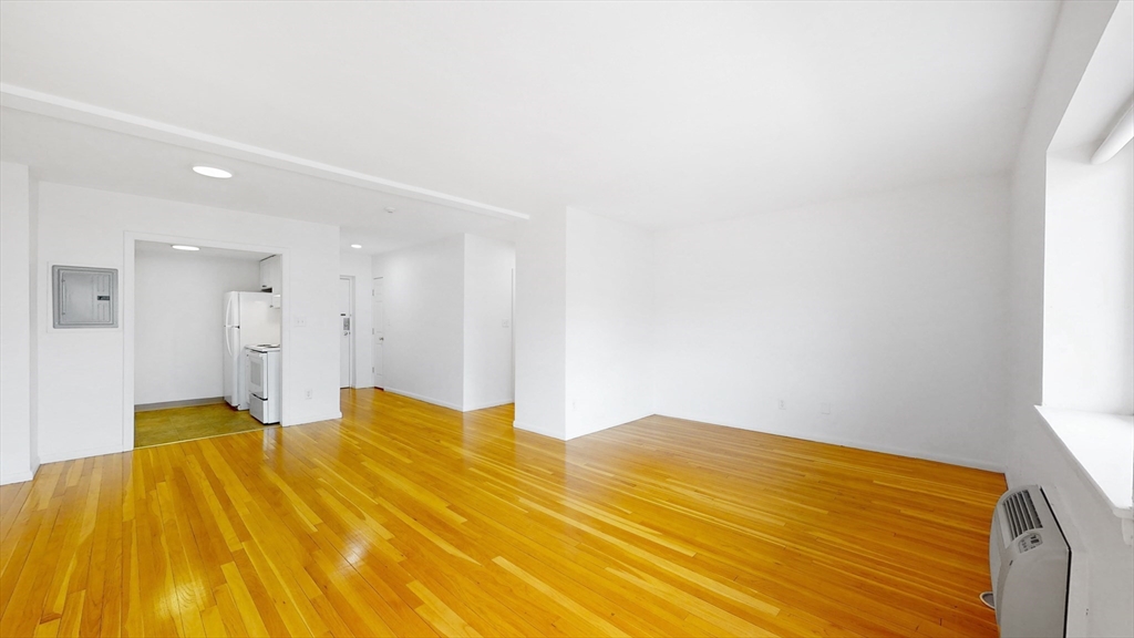 2 bed, 1 bath apartment for rent at 525 Highland Ave Unit 26, Malden — photo 3 of 16