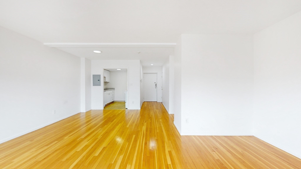 2 bed, 1 bath apartment for rent at 525 Highland Ave Unit 26, Malden — photo 4 of 16