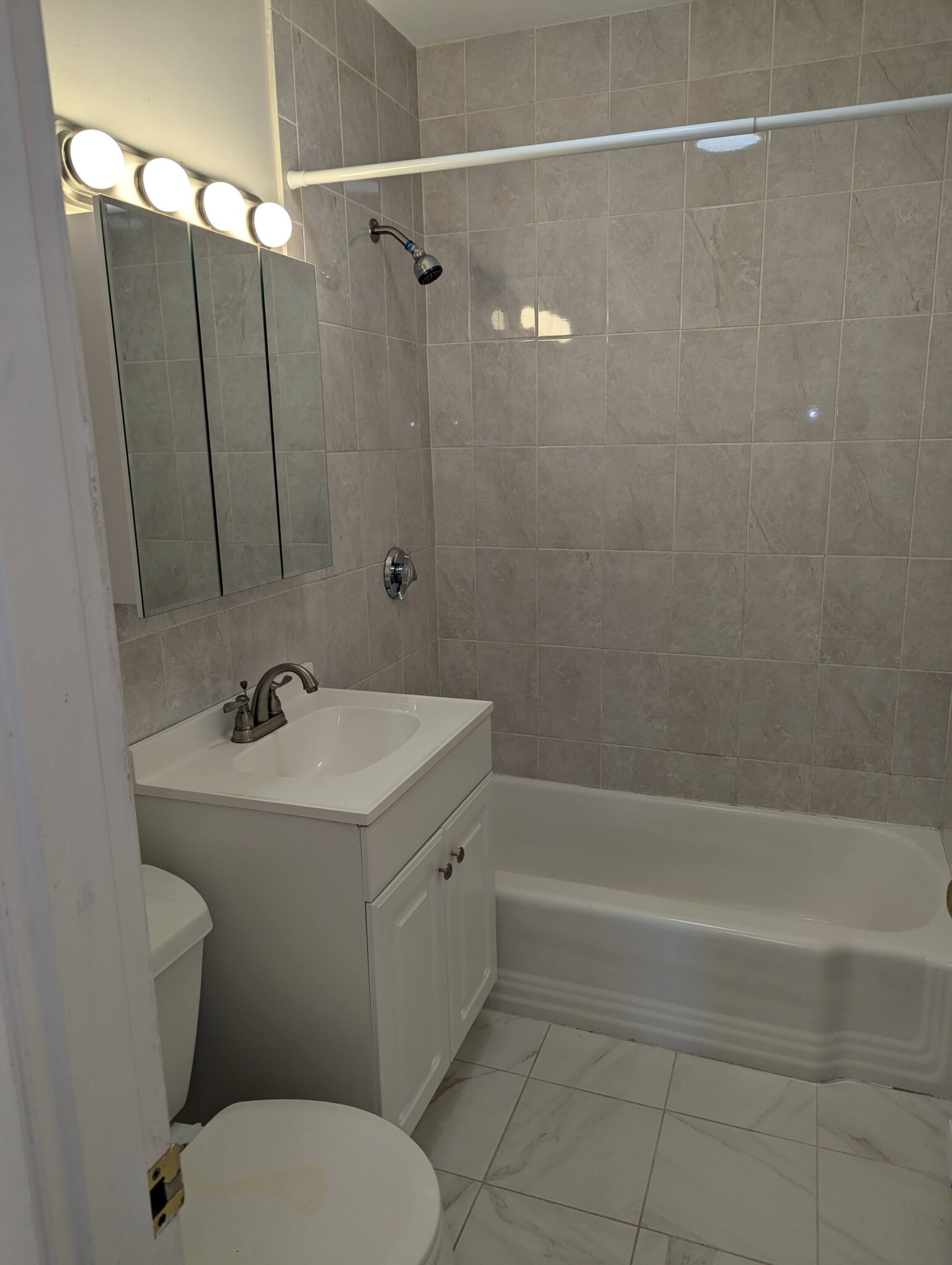 2 bed, 1 bath apartment for rent at 525 Highland Ave Unit 48, Malden — photo 12 of 28